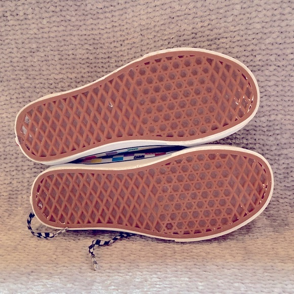 Vans Old Skool Rainbow Checkerboard Skate Sneakers Women's 6.5 Men’s 5 - Picture 6 of 11